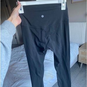 Lululemon black size 6 align leggings
